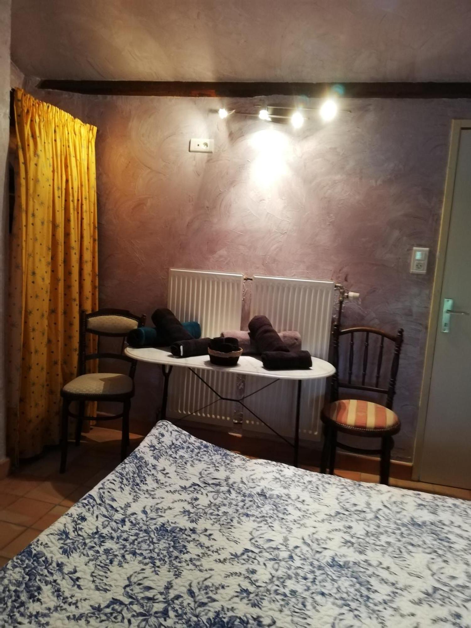 Ardeche Chambres D Hotes Pres De Vallon Pont D Arc グロスピエール 部屋 写真